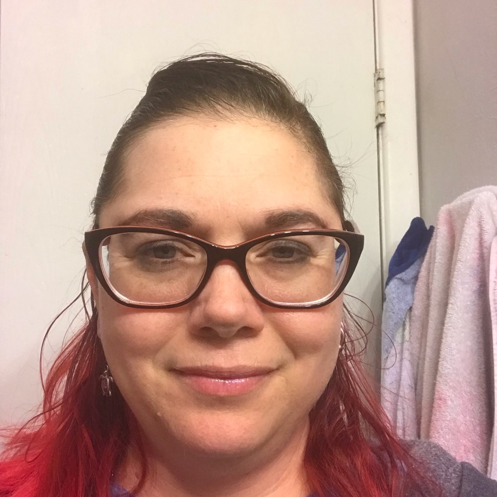 Meet your Posher, Stacey - Picture 2 of 2